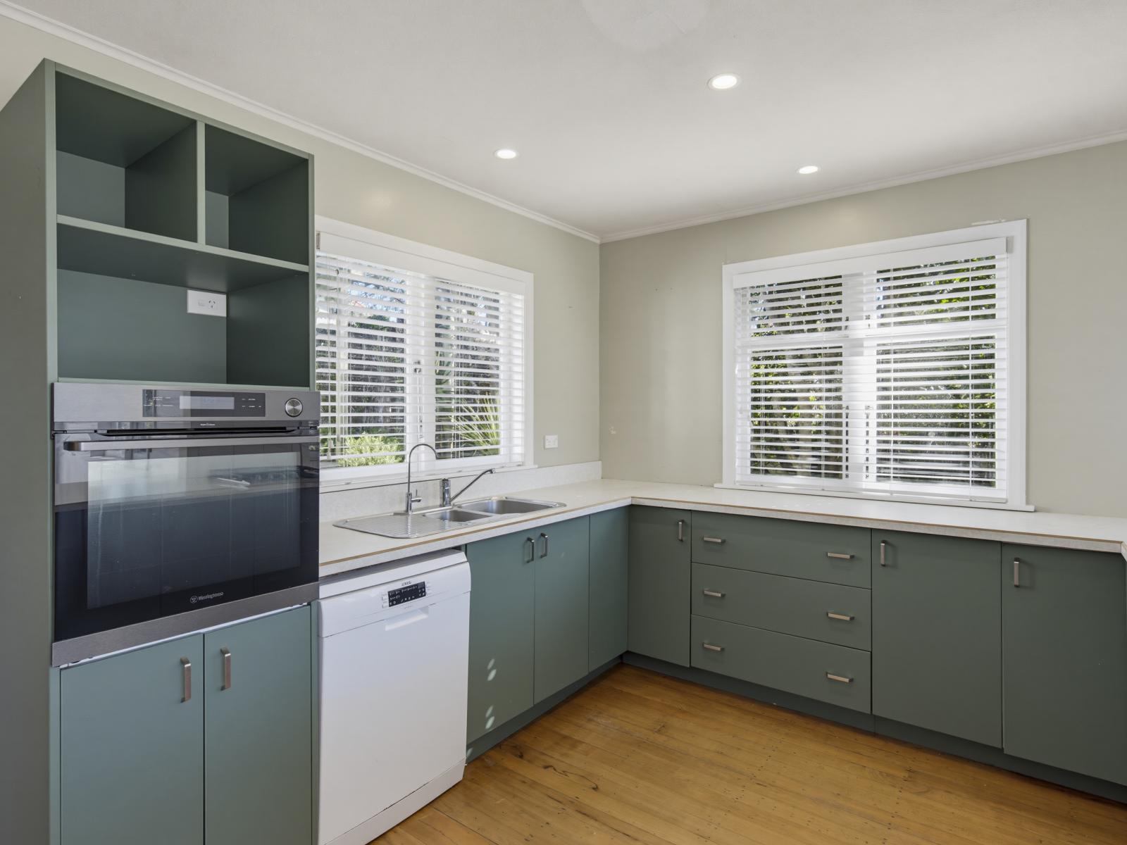 23 Tui Road, Raumati Beach