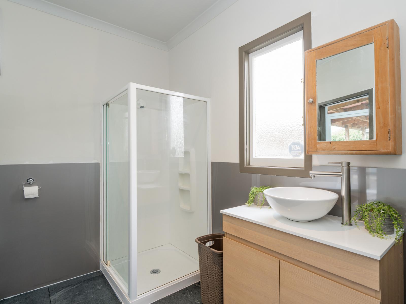 108 Venus Street, Strathern