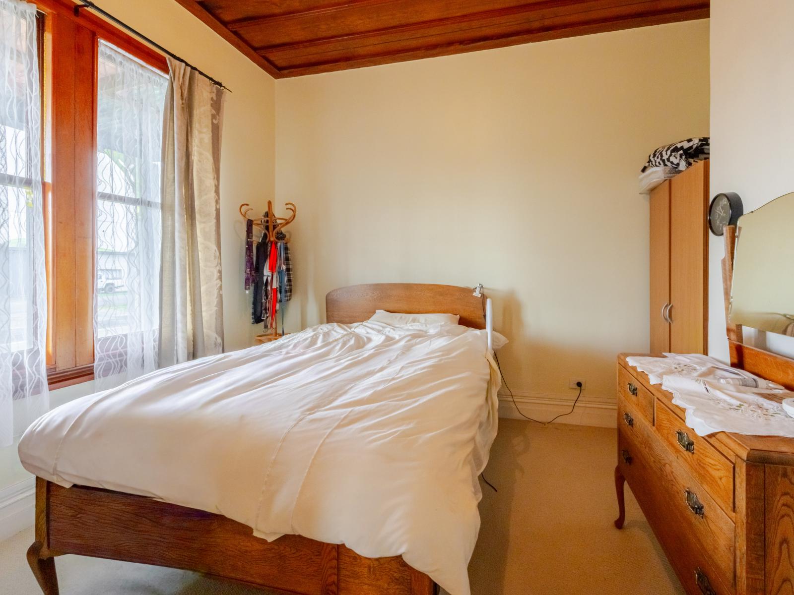 15 St Clair Street, Takapau