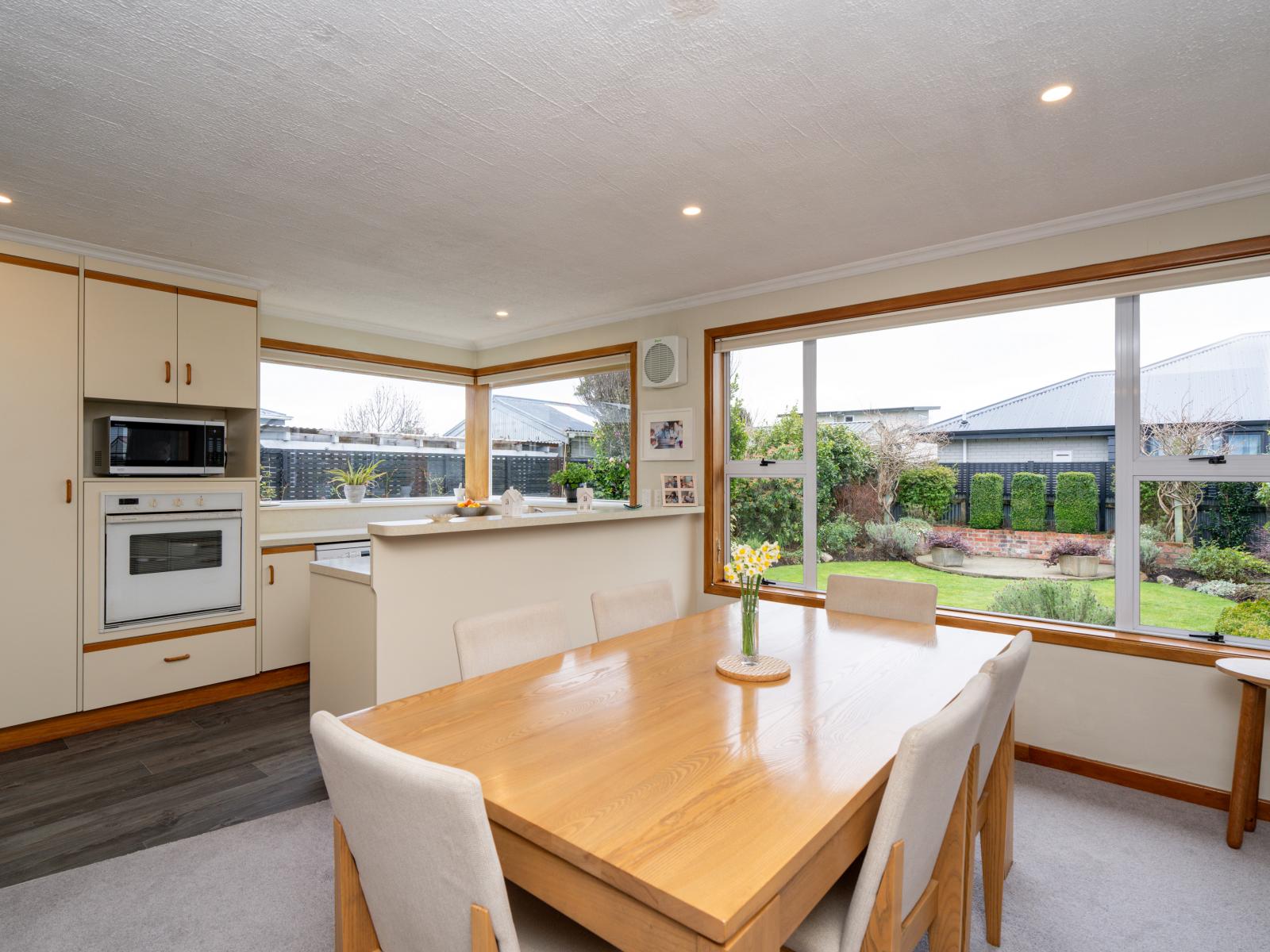 70 Helmsdale Street, Waverley