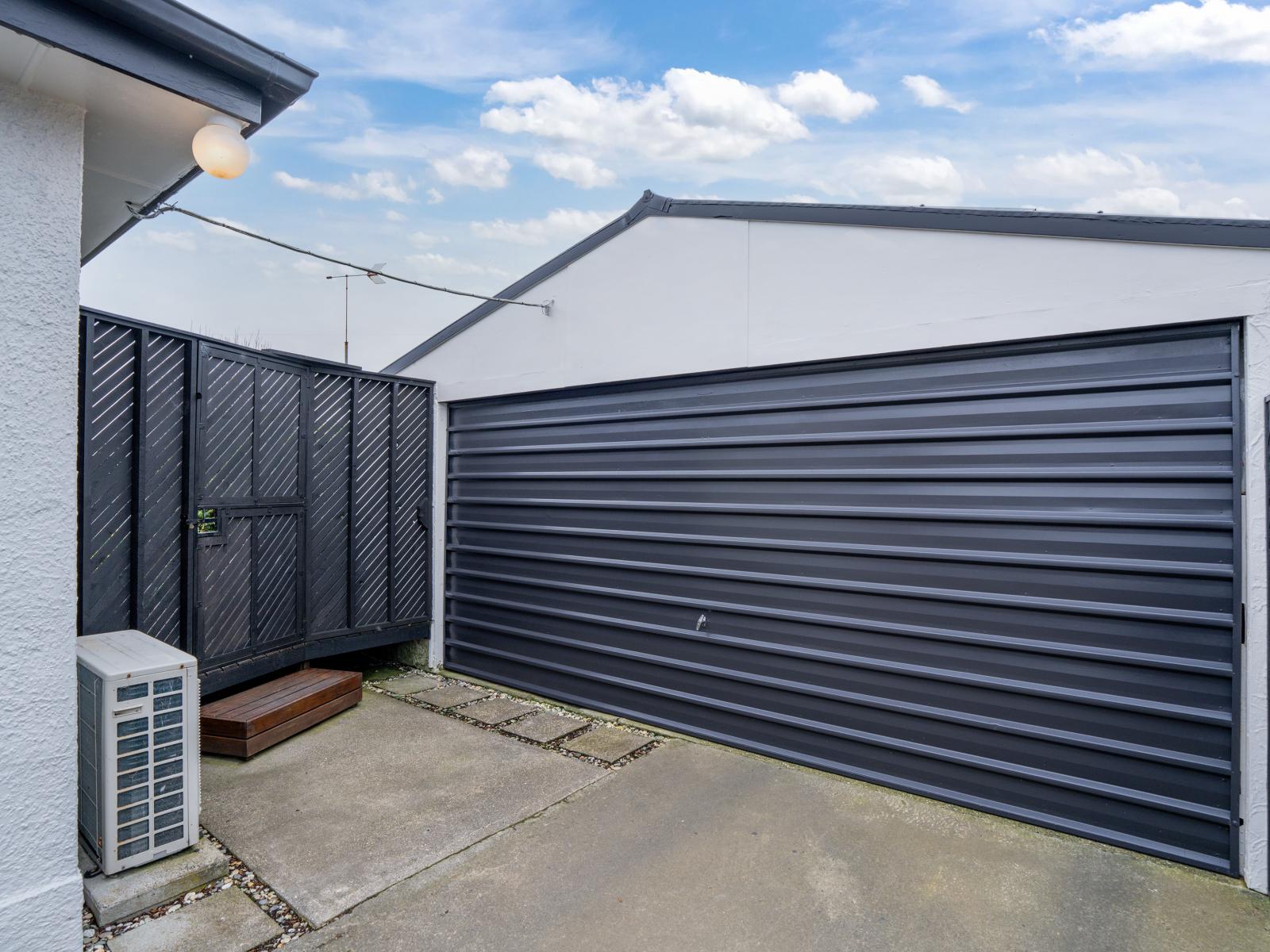 70 Helmsdale Street, Waverley