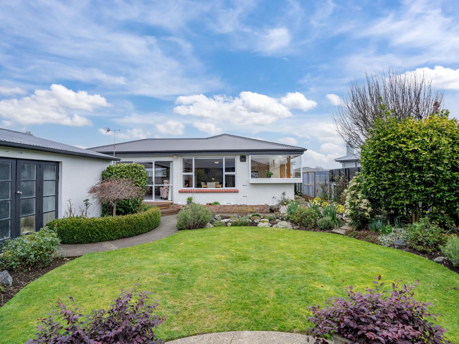 70 Helmsdale Street, Waverley