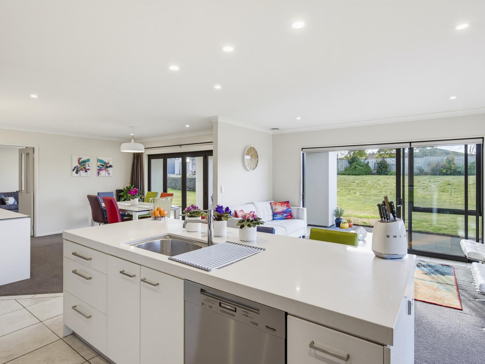 8 Rae Lane, Paraparaumu Beach