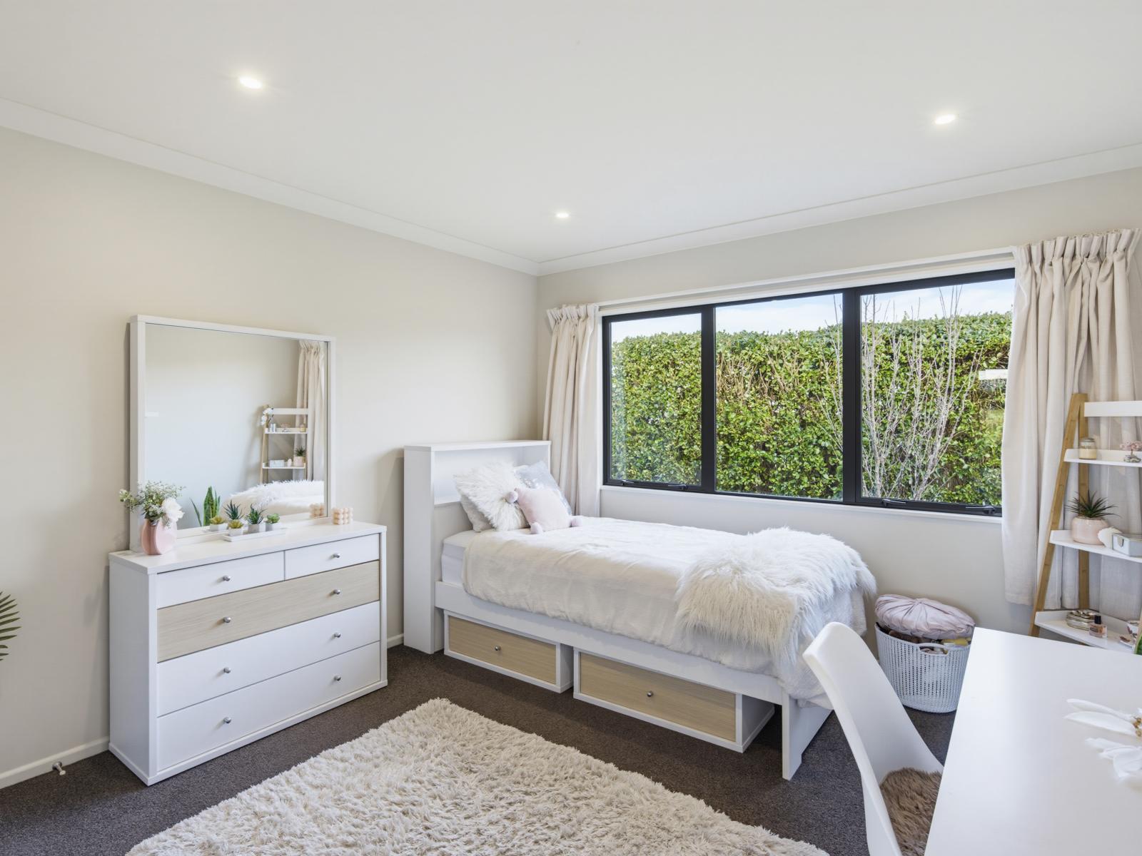 8 Rae Lane, Paraparaumu Beach