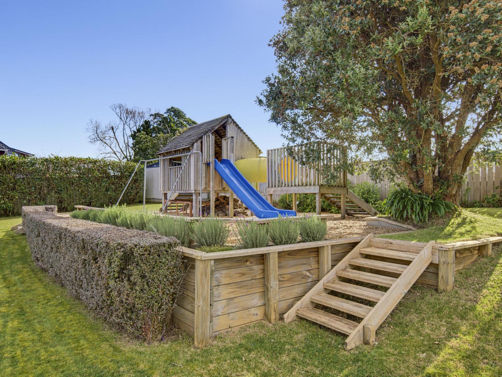 8 Rae Lane, Paraparaumu Beach
