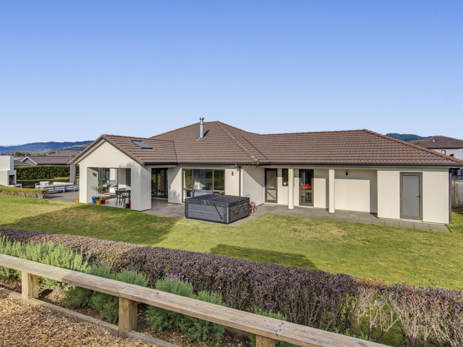 8 Rae Lane, Paraparaumu Beach