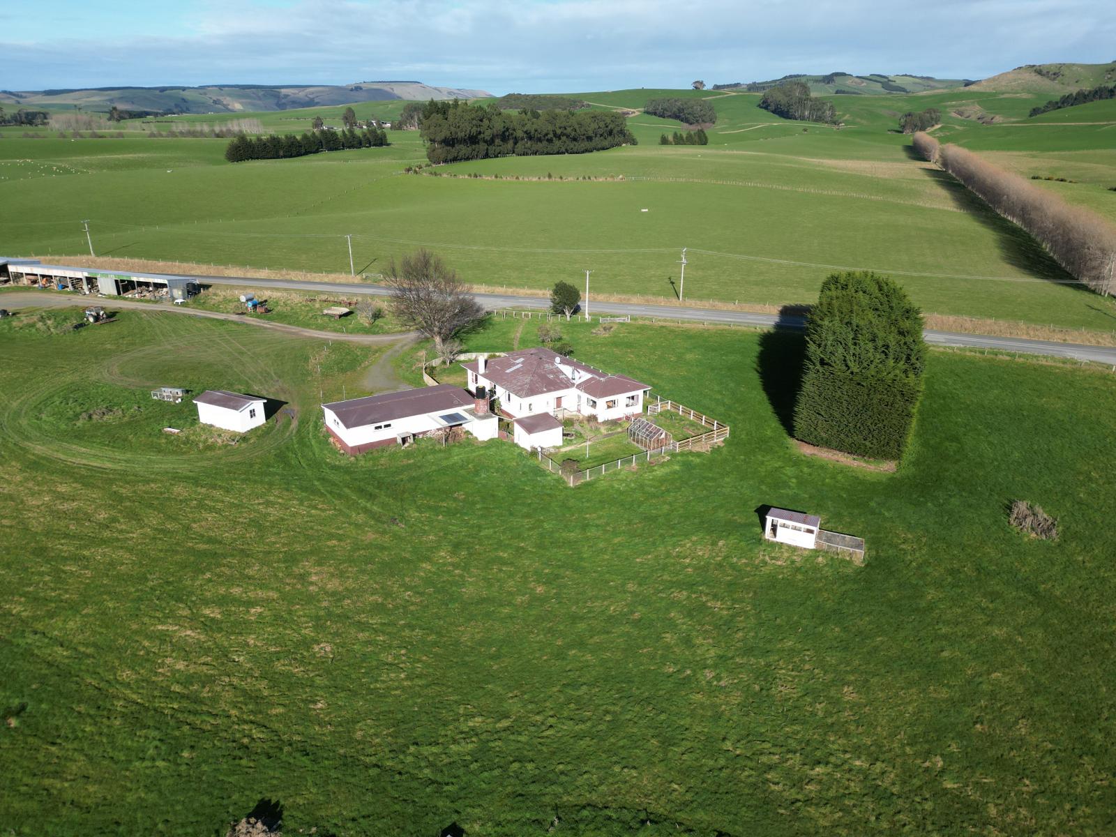 186 Owaka Valley Road, Owaka
