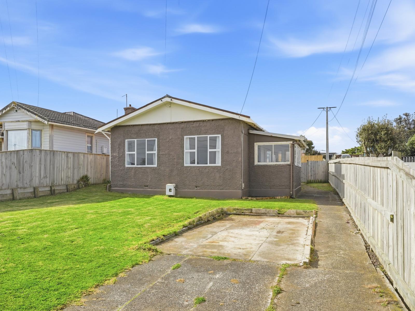 28 Aotea Street, Castlecliff