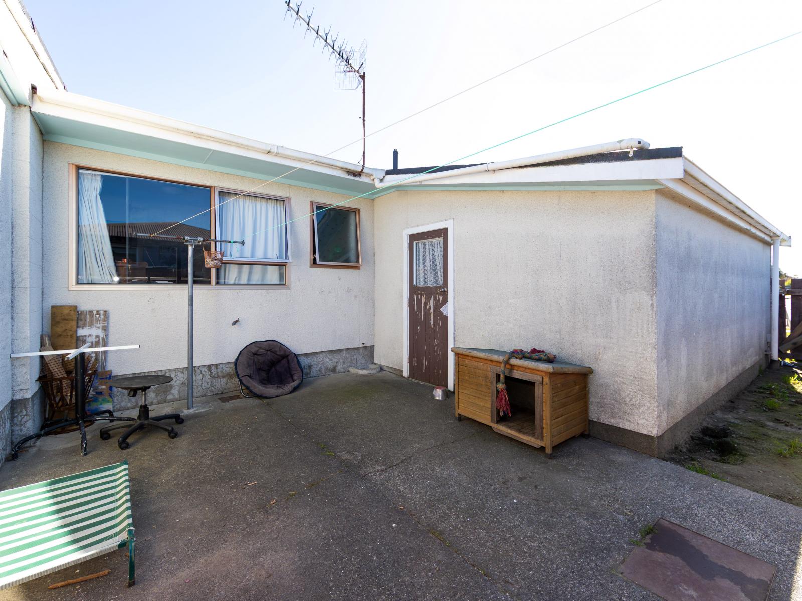 Unit 1, 15 Gebbie Road, Taradale