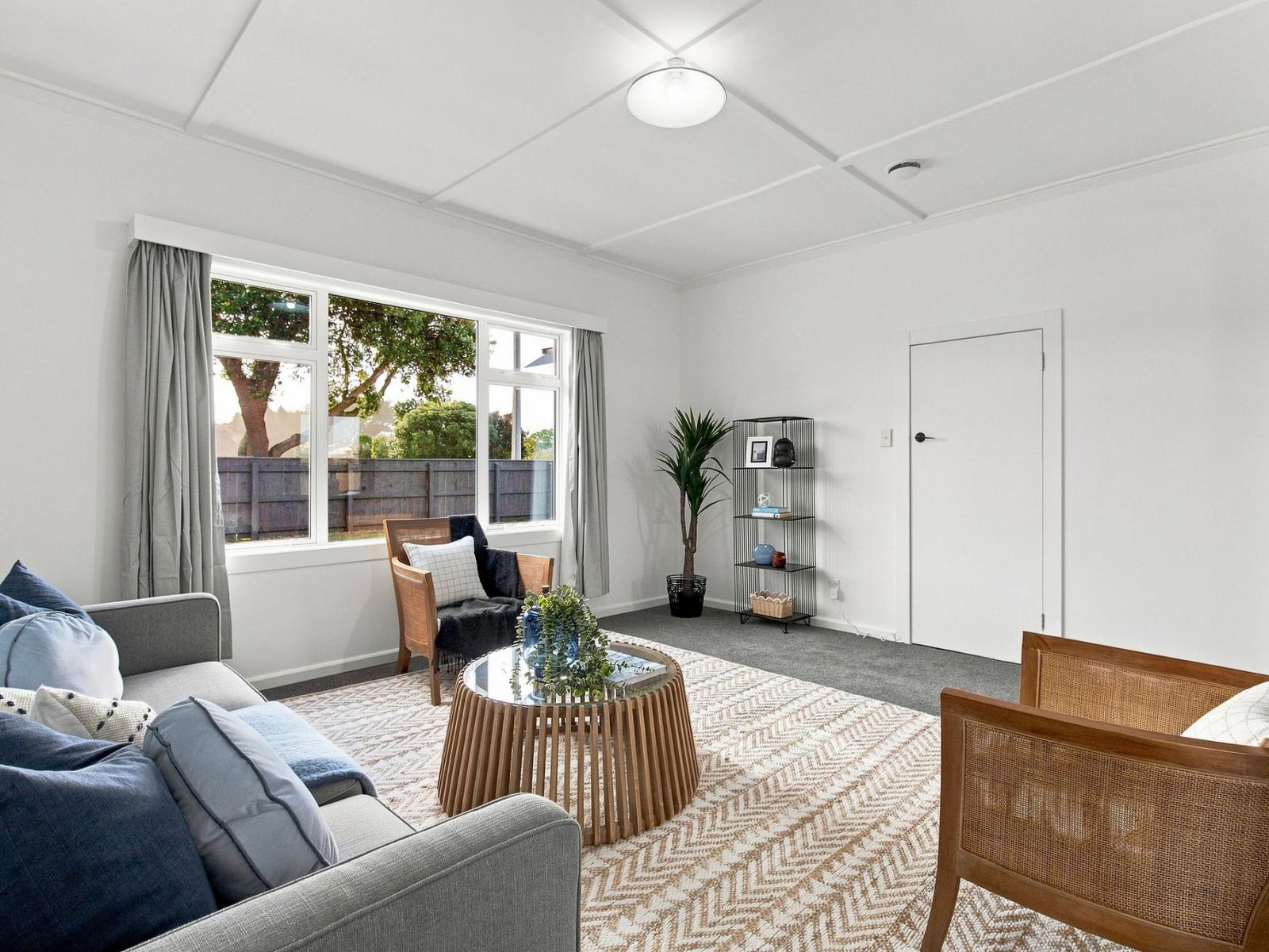 14 Moore Avenue, Tawhero