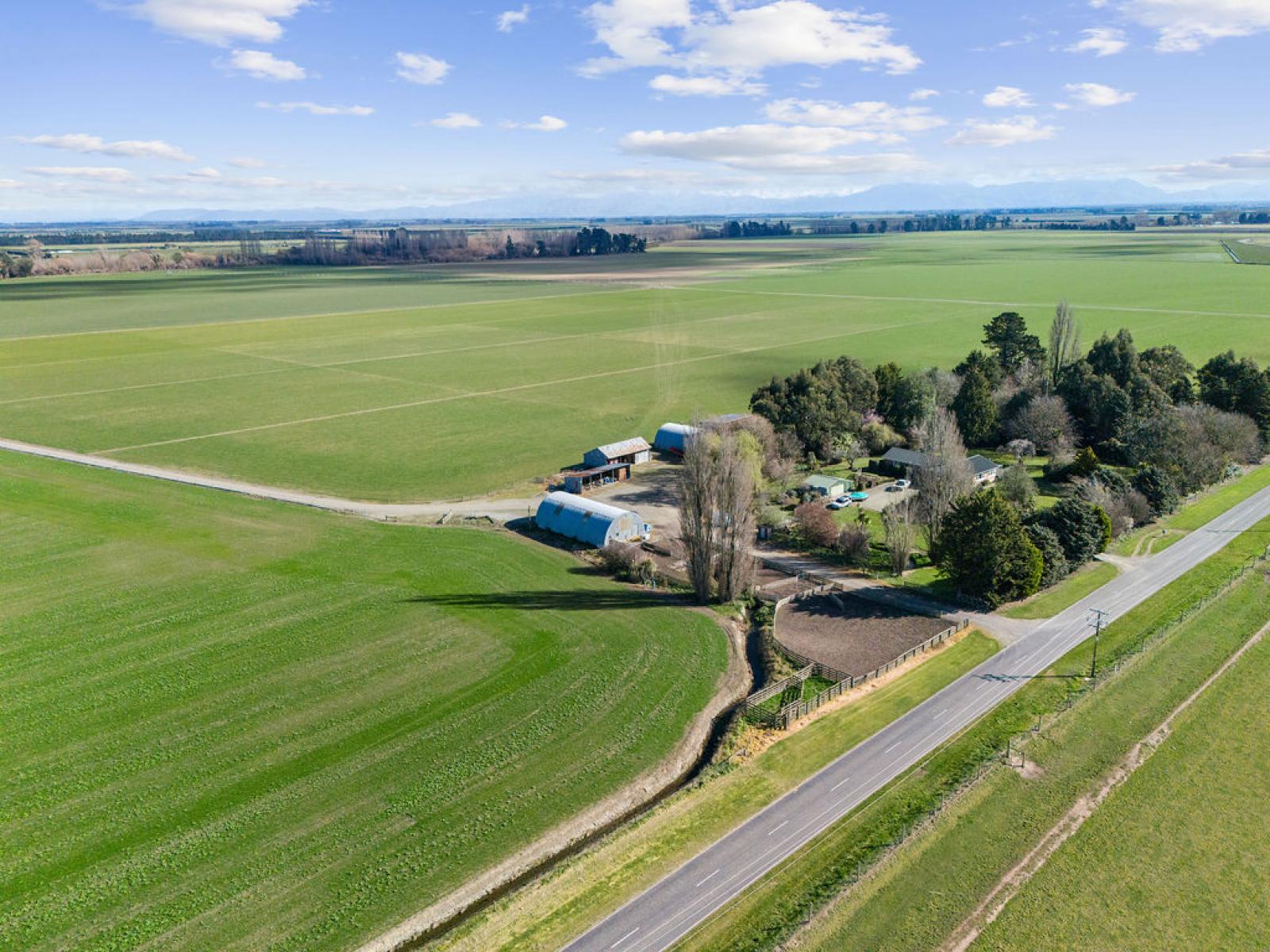 71 Swamp Road, Hinds