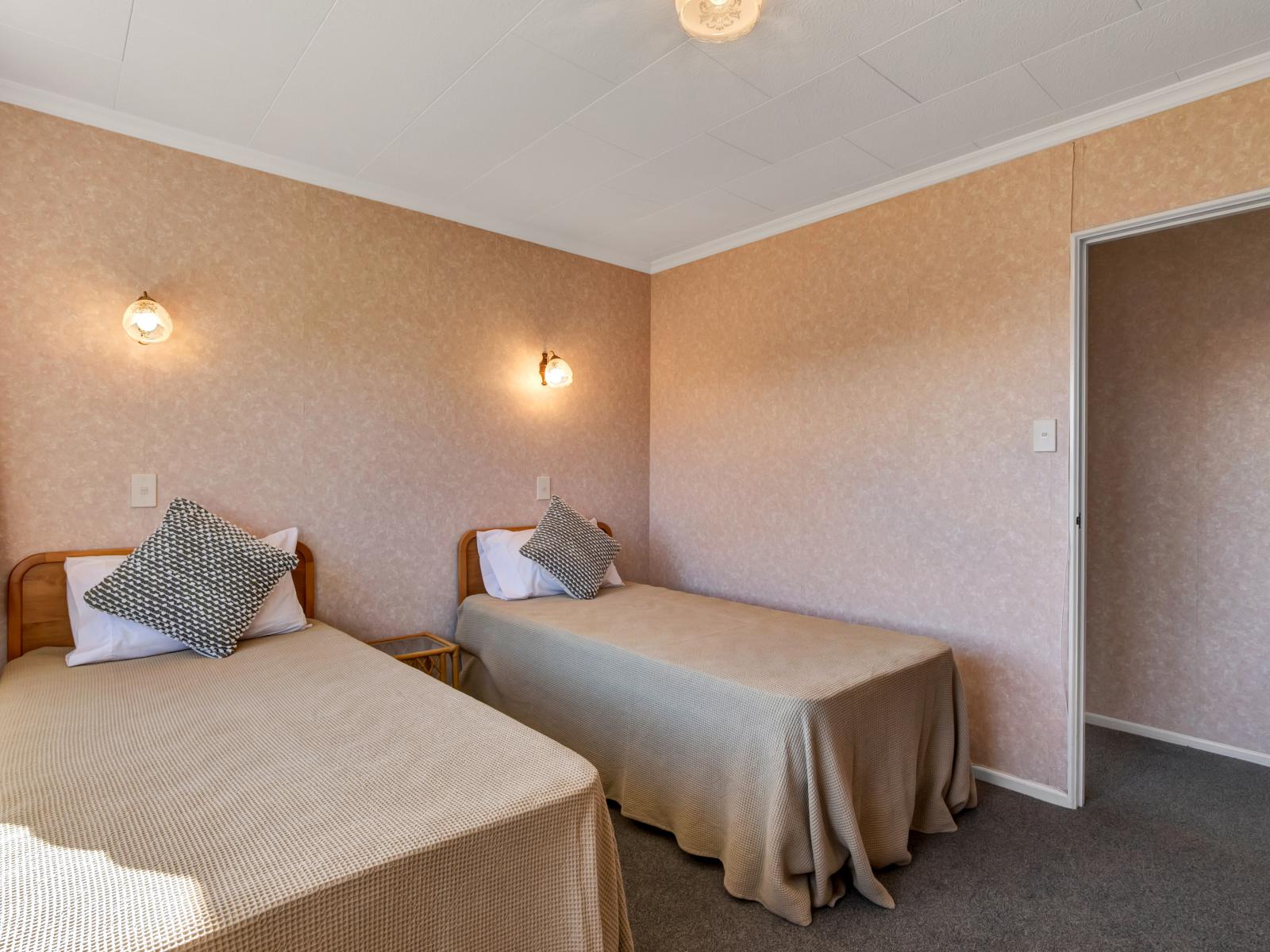 Unit 1, 17 Roy Terrace, Moturoa