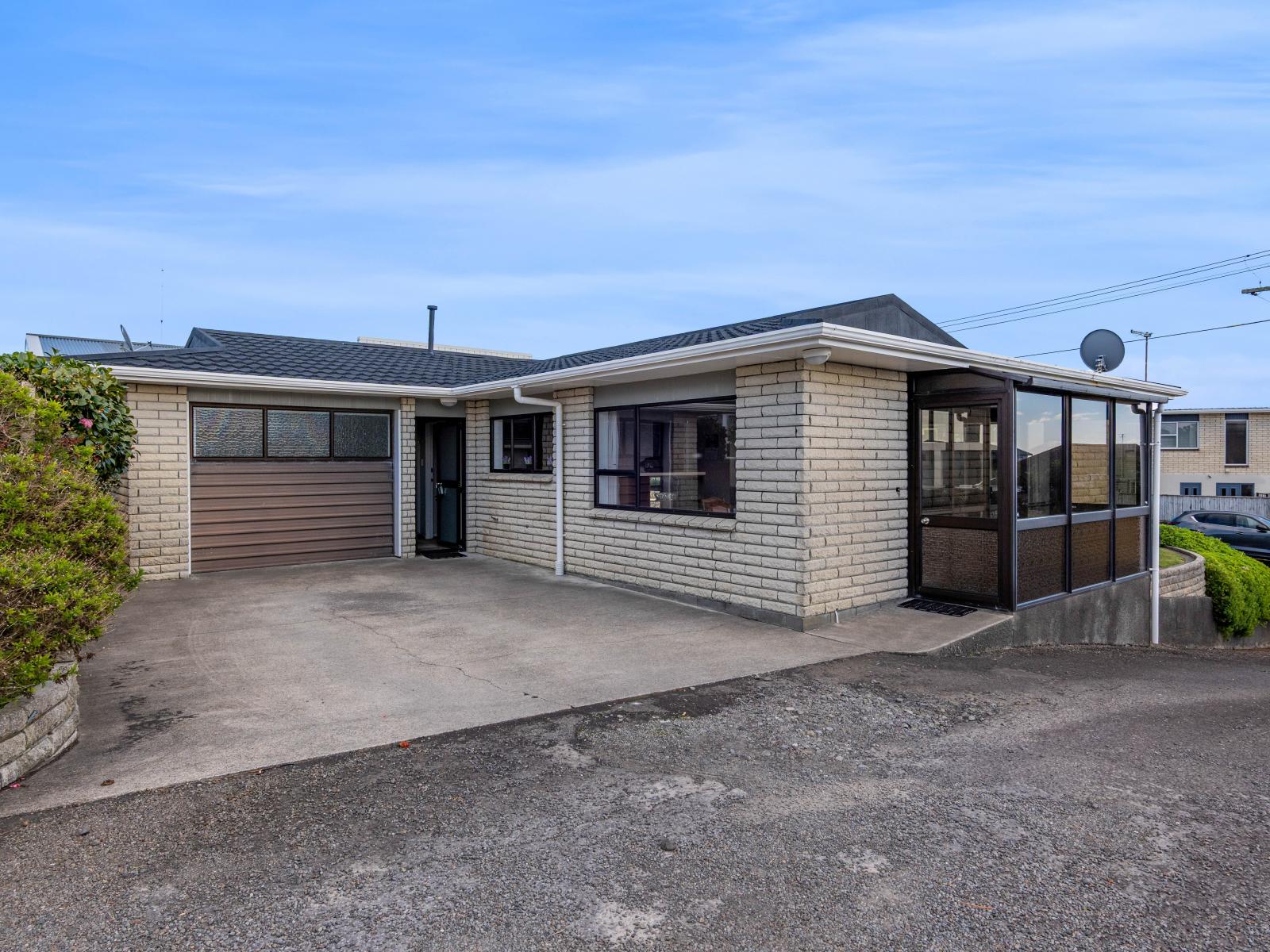 Unit 1, 17 Roy Terrace, Moturoa