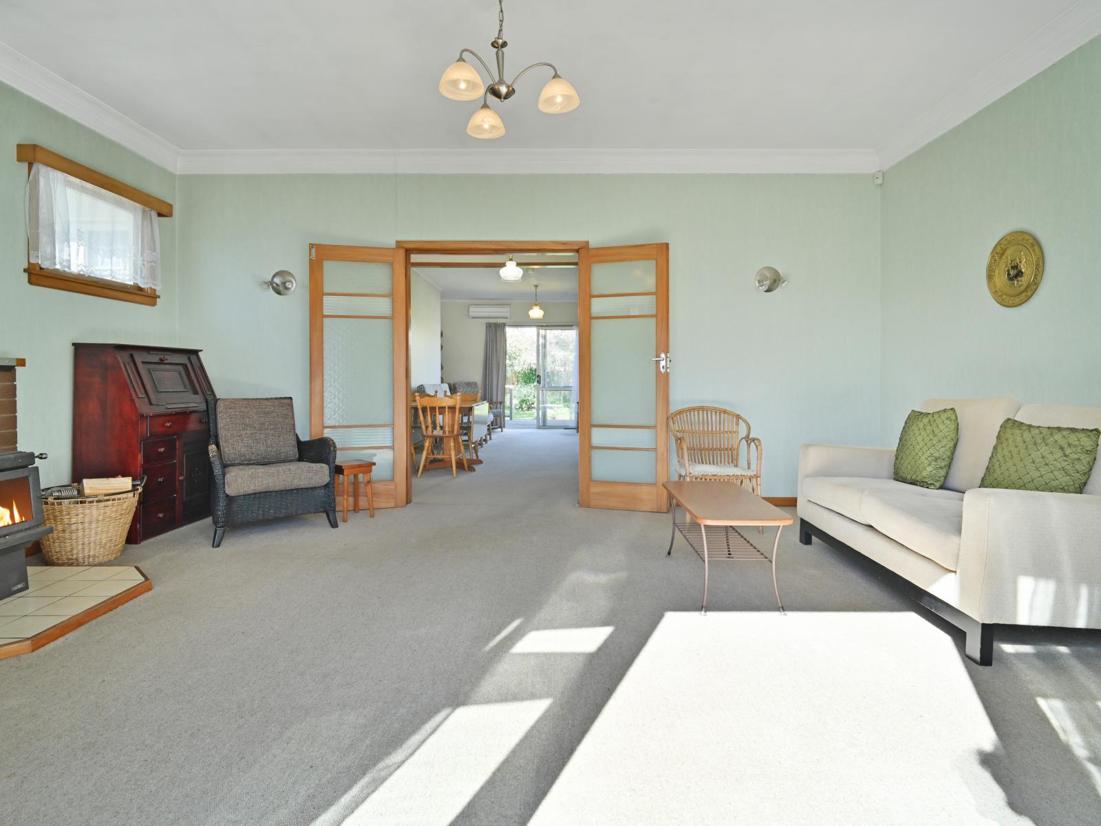 911 Pakowhai Road, Frimley
