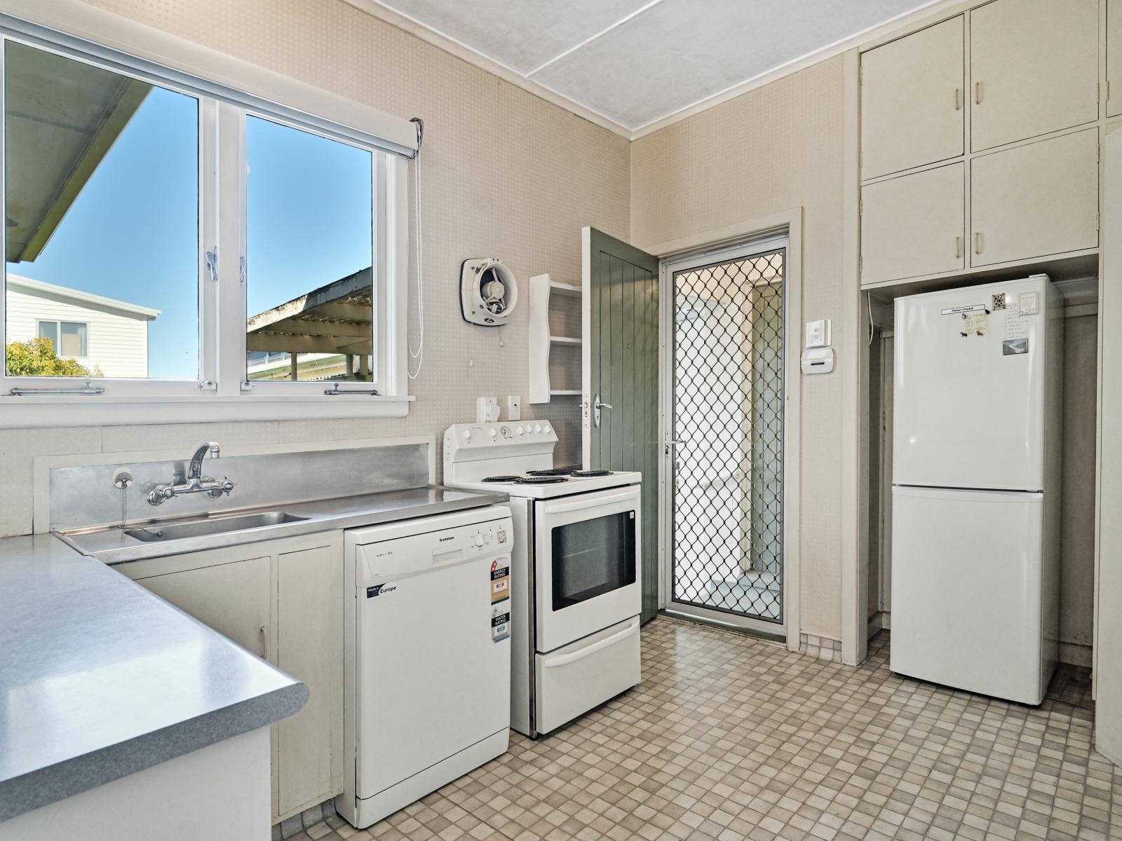 911 Pakowhai Road, Frimley