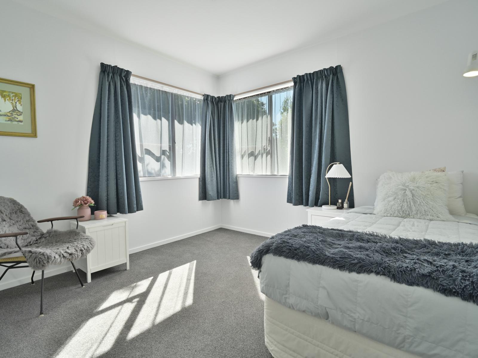 505 Poplar Place, Akina