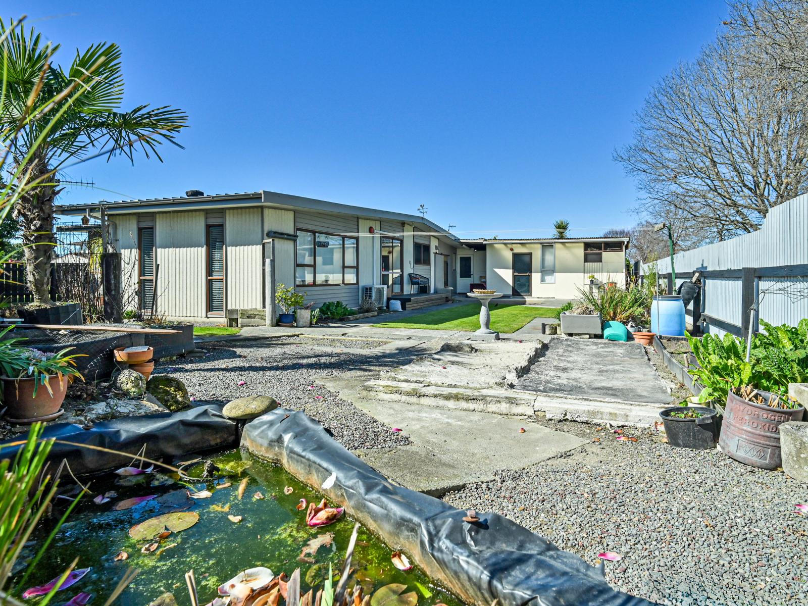 505 Poplar Place, Akina