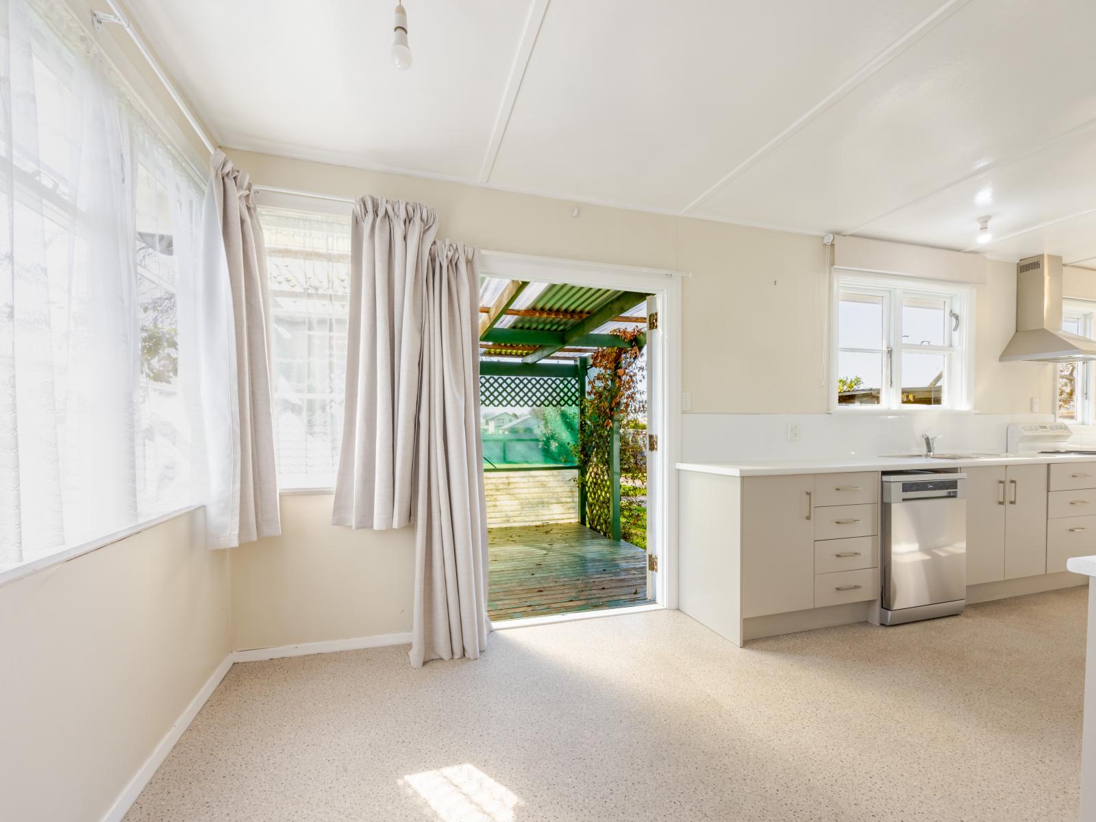 1011 St Aubyn Street West, St Leonards