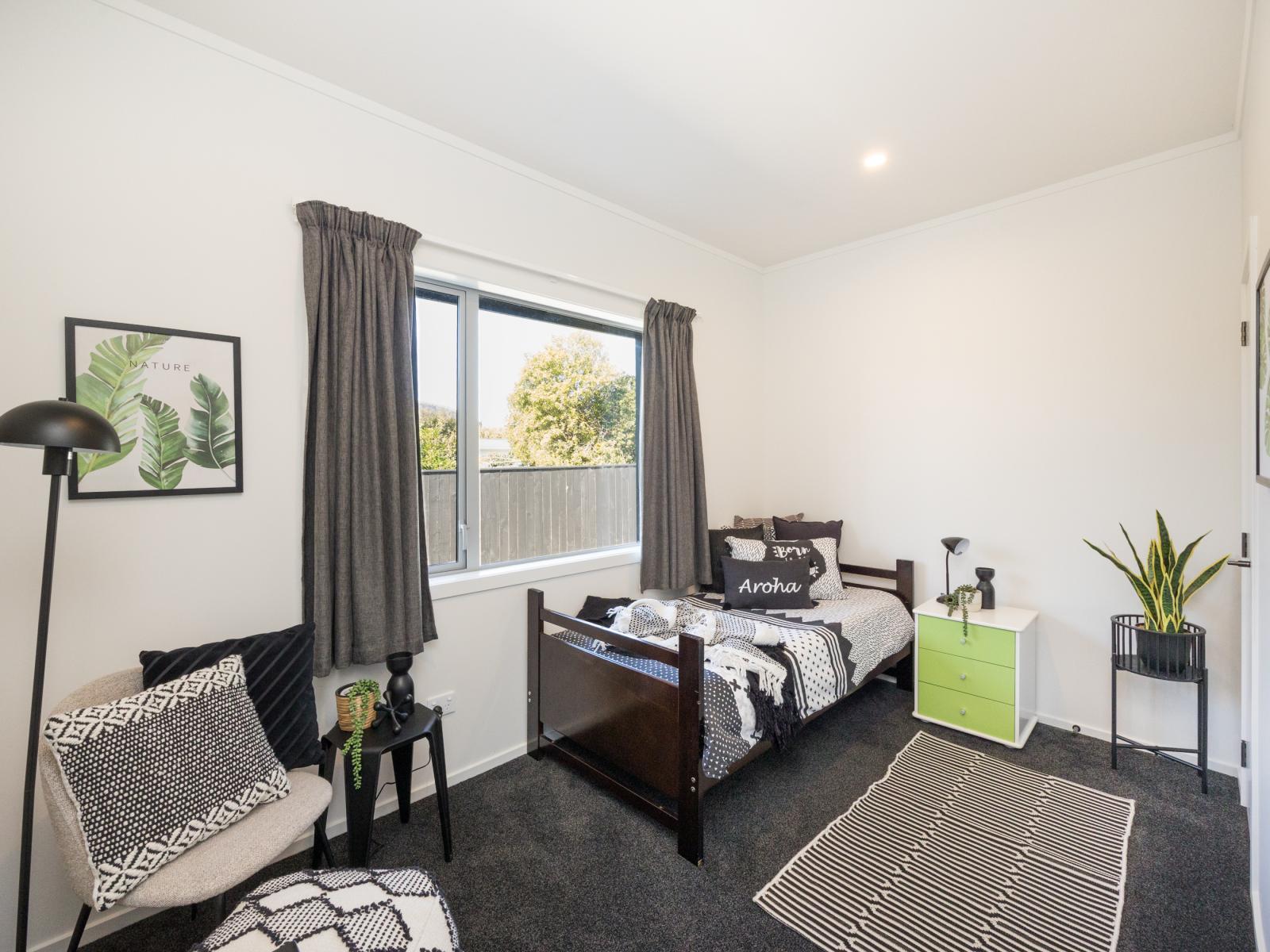 8 Cousins Avenue West, Foxton Beach