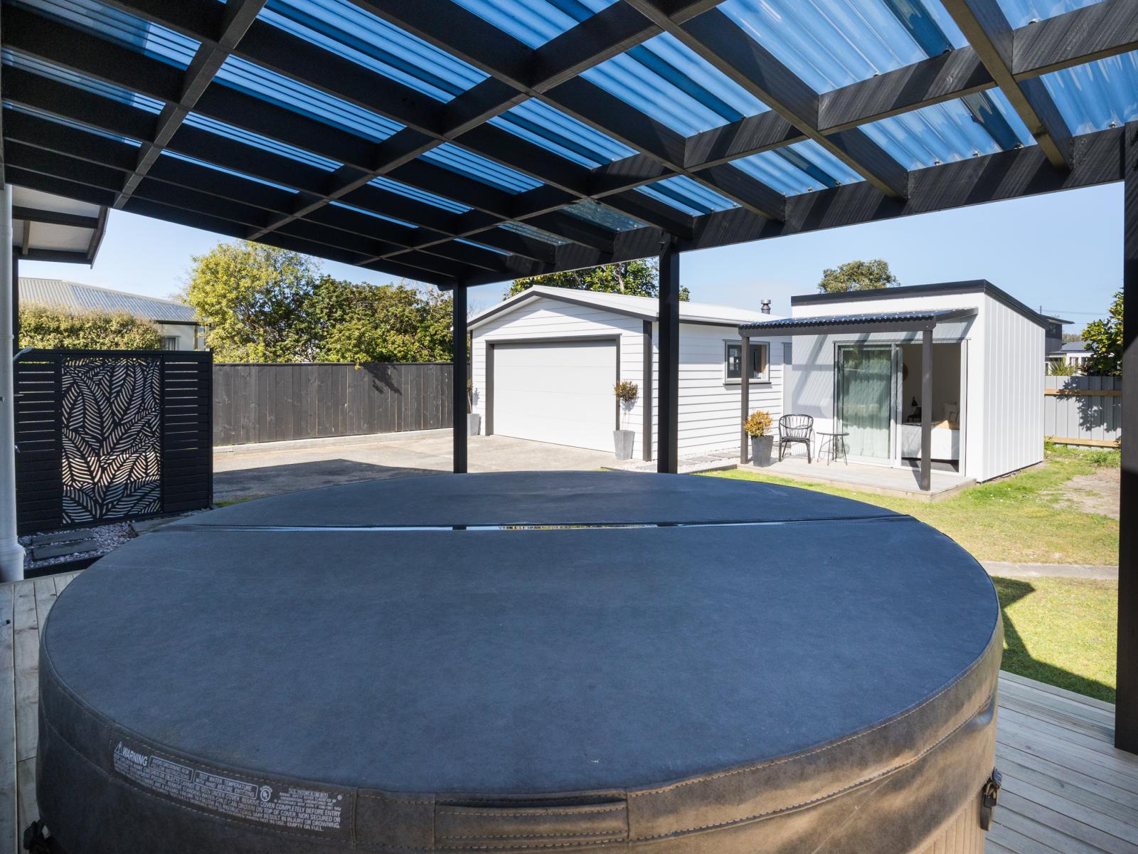 8 Cousins Avenue West, Foxton Beach