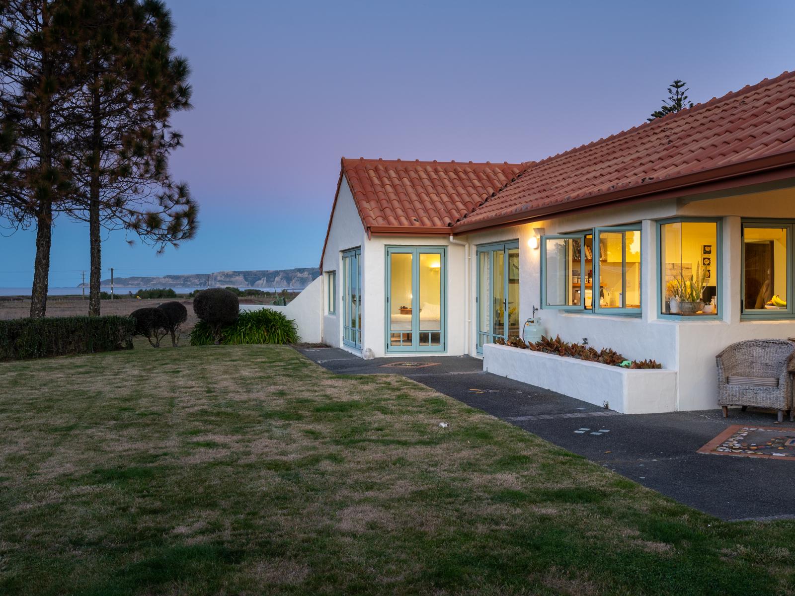 148 Clifton Road, Te Awanga