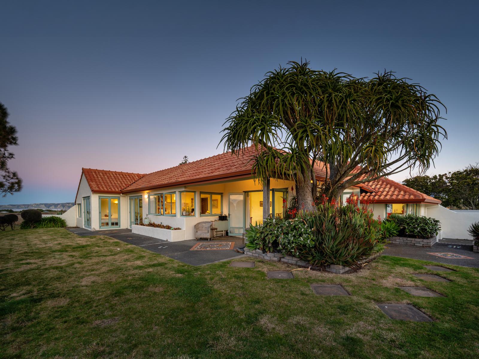 148 Clifton Road, Te Awanga