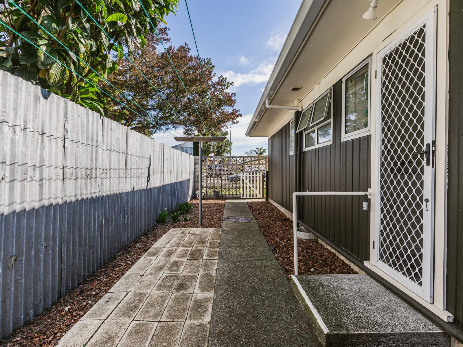 Unit 1, 165 Nelson Crescent, Napier South
