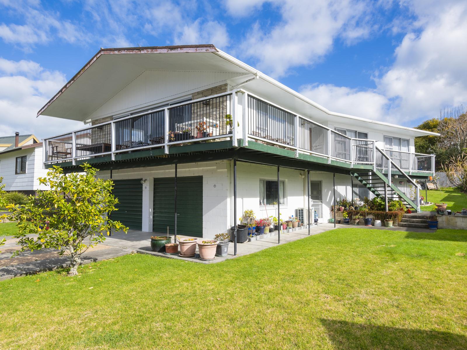 24 Fergusson Drive, Te hapara