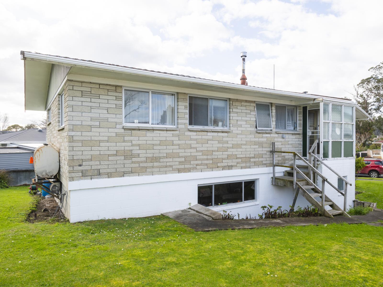 24 Fergusson Drive, Te hapara