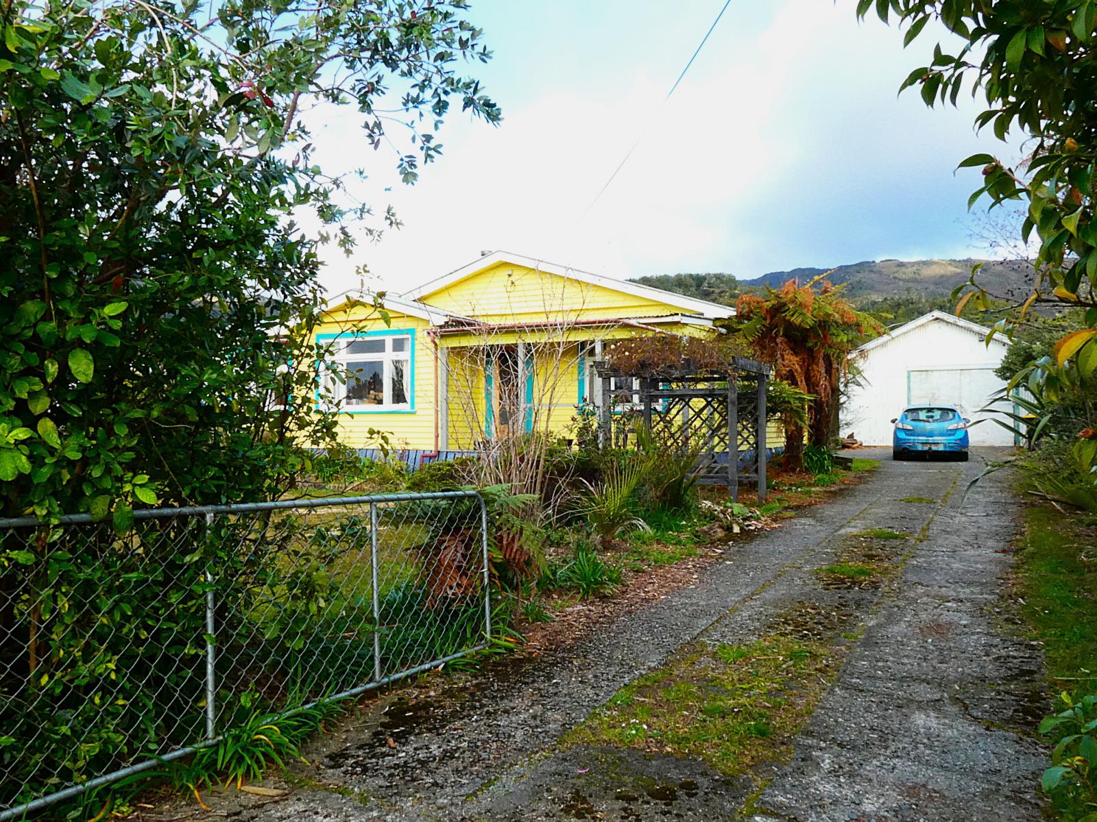36 McGill Street, Waimangaroa
