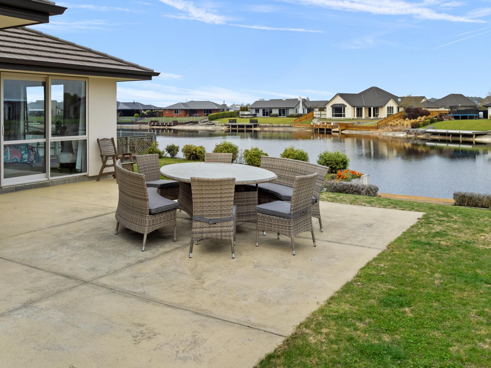 8 Trent Place, Huntingdon