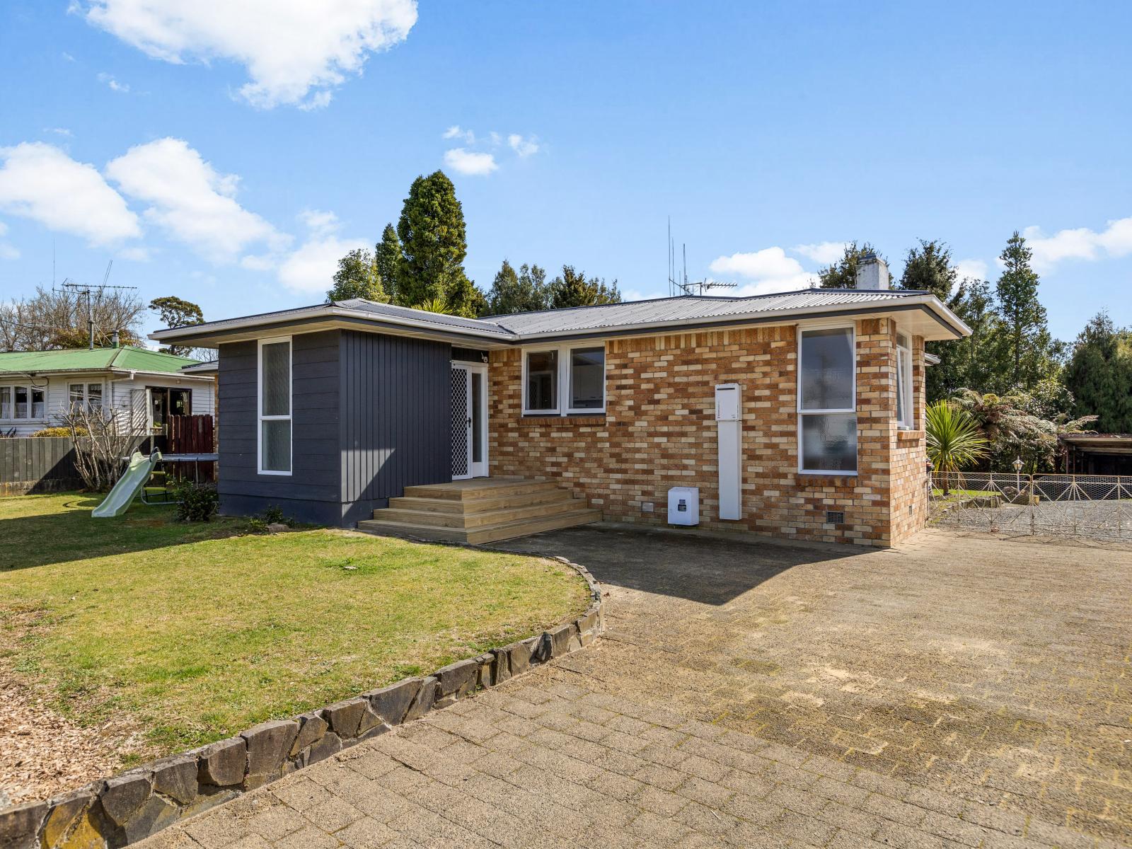 7 Charles Crescent, Putaruru
