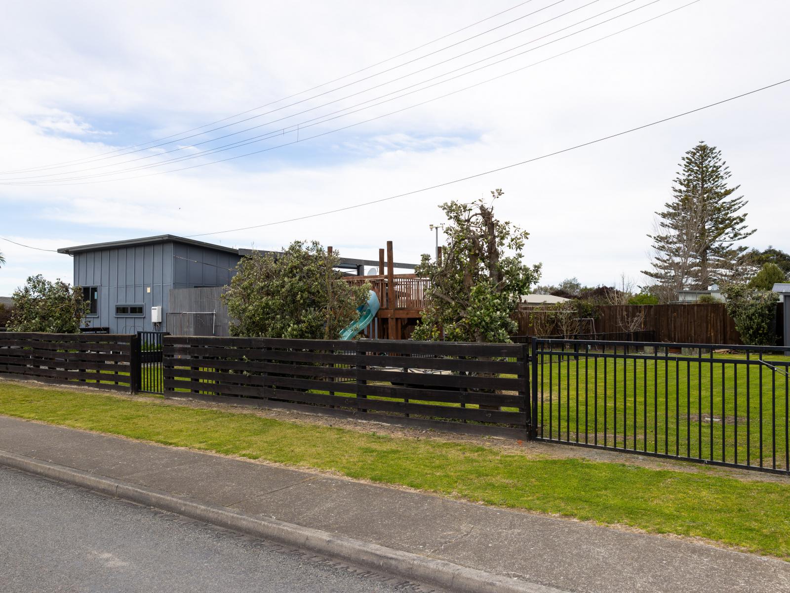 6 Domain Road, Haumoana