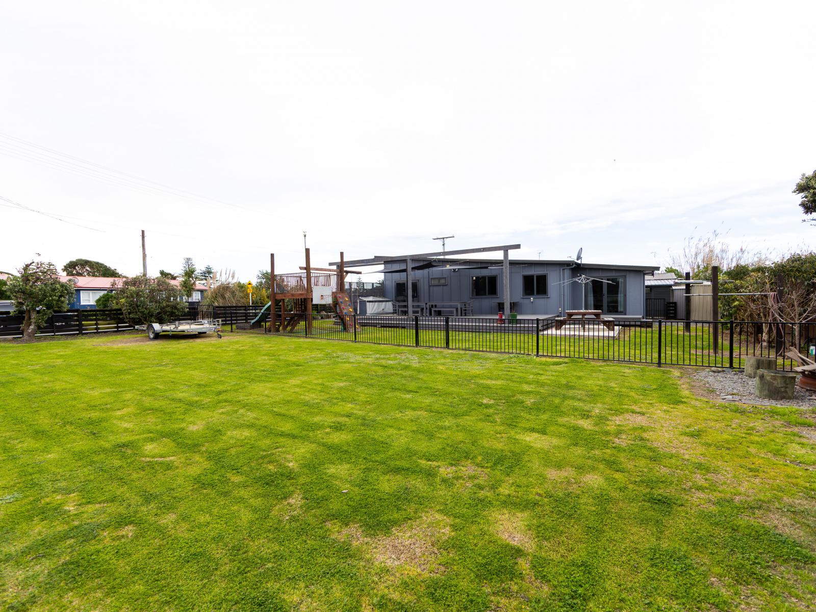 6 Domain Road, Haumoana
