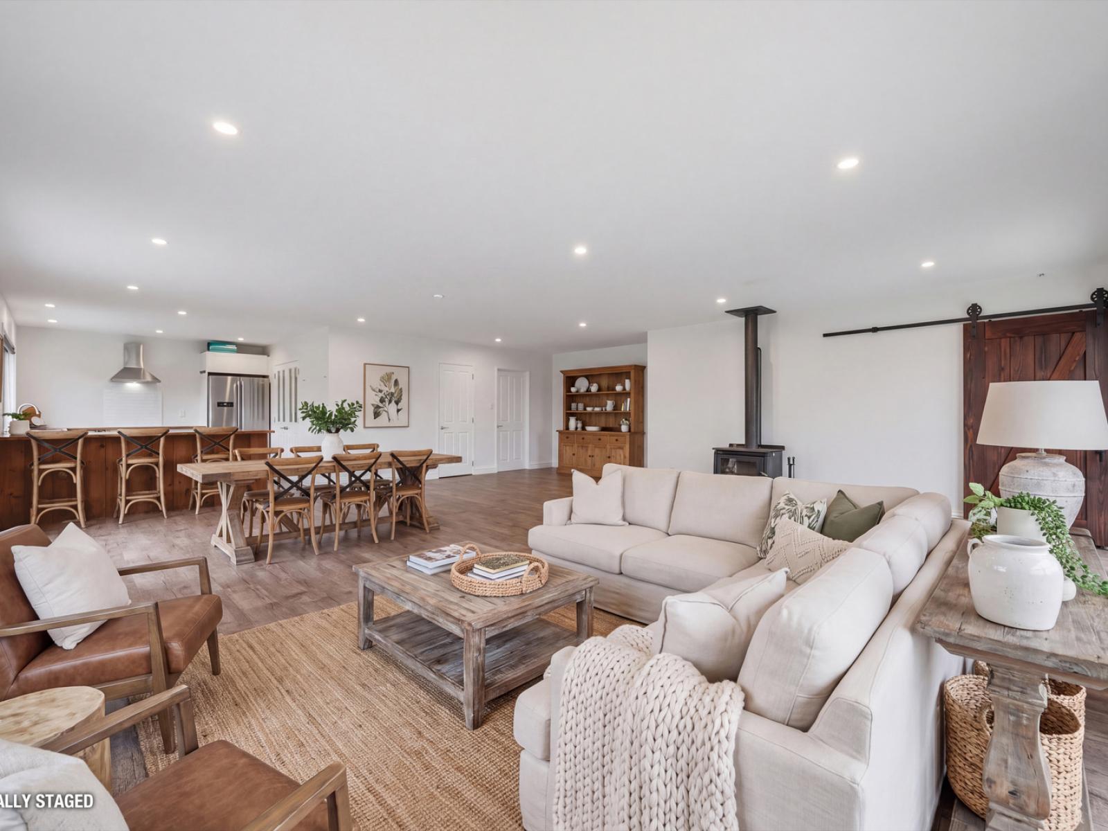 92 Foothills Road, Okuku