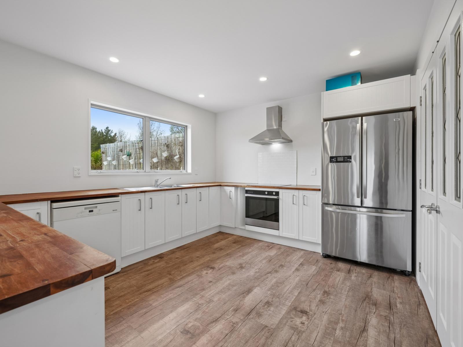 92 Foothills Road, Okuku