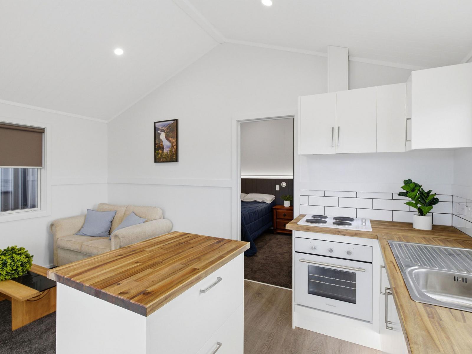 188 Taupo Quay - Tiny Home, Whanganui Central