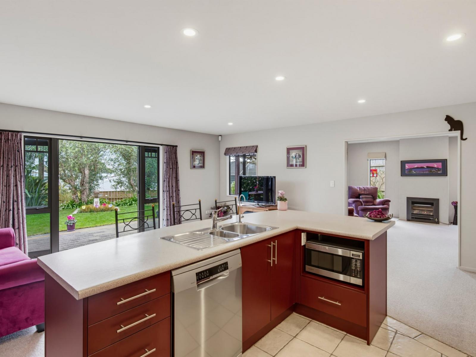 16 Rifleman Lane, Paraparaumu Beach