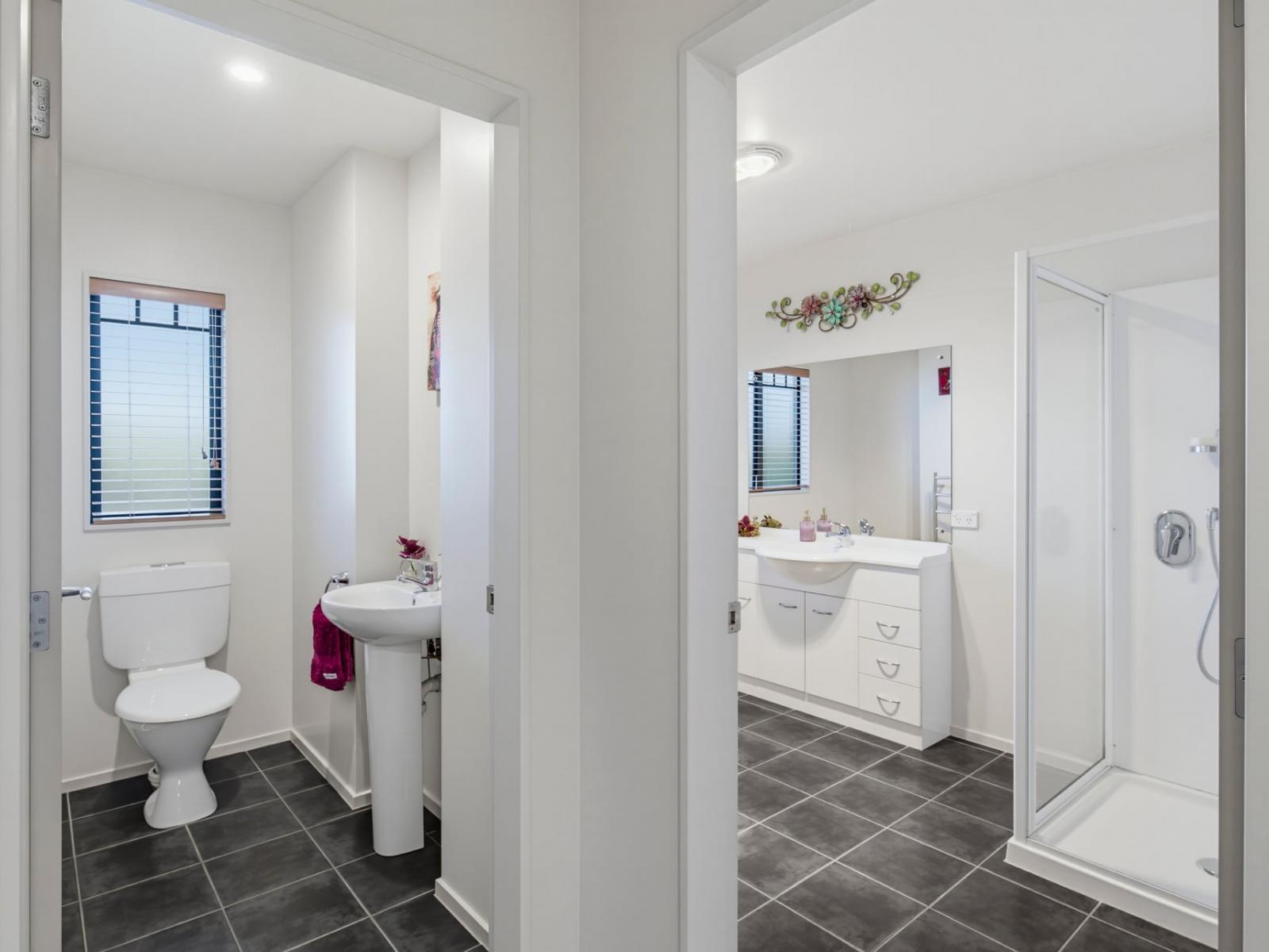 16 Rifleman Lane, Paraparaumu Beach