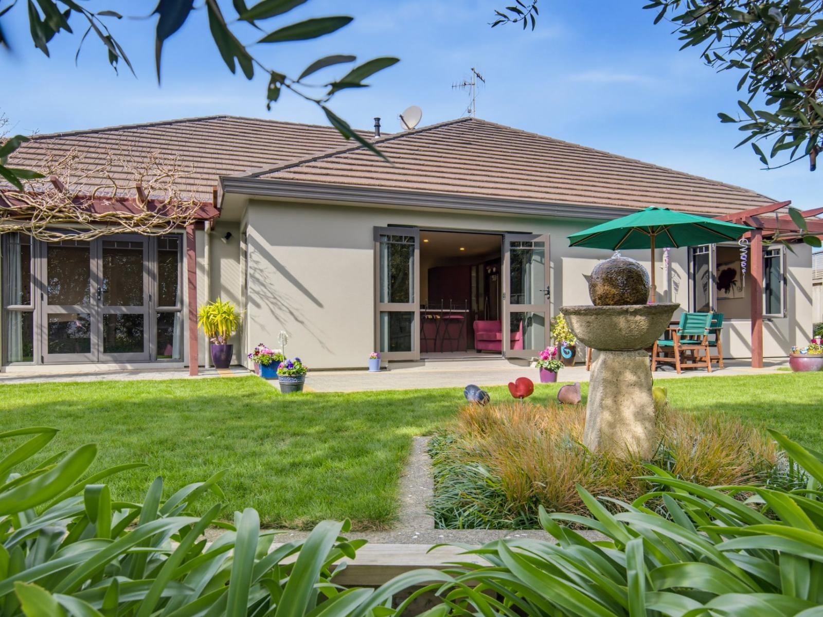 16 Rifleman Lane, Paraparaumu Beach