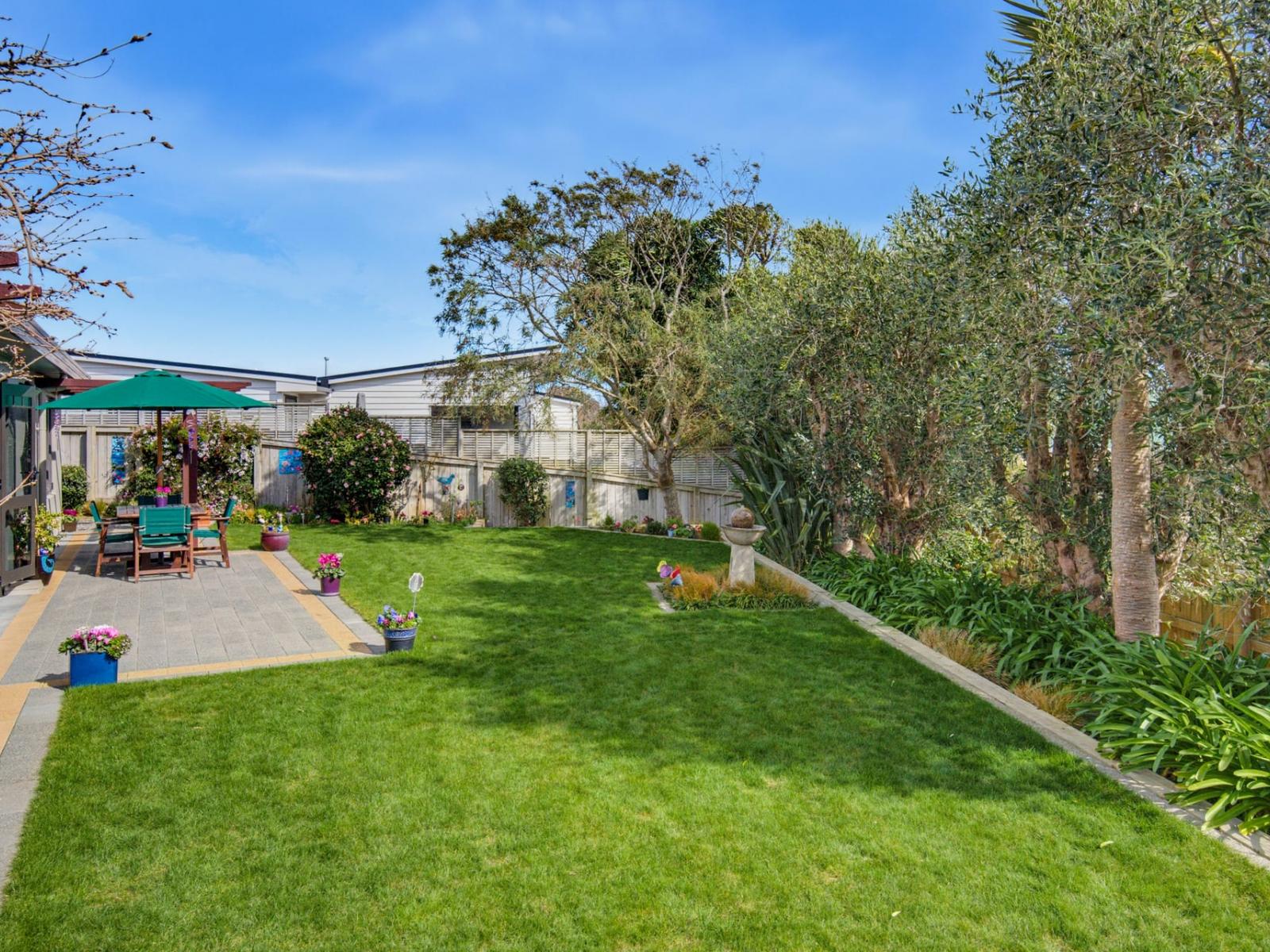 16 Rifleman Lane, Paraparaumu Beach