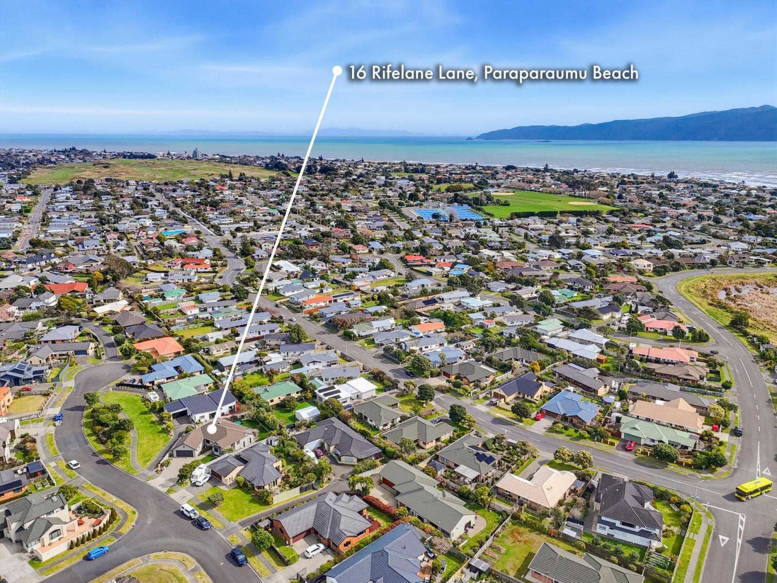 16 Rifleman Lane, Paraparaumu Beach
