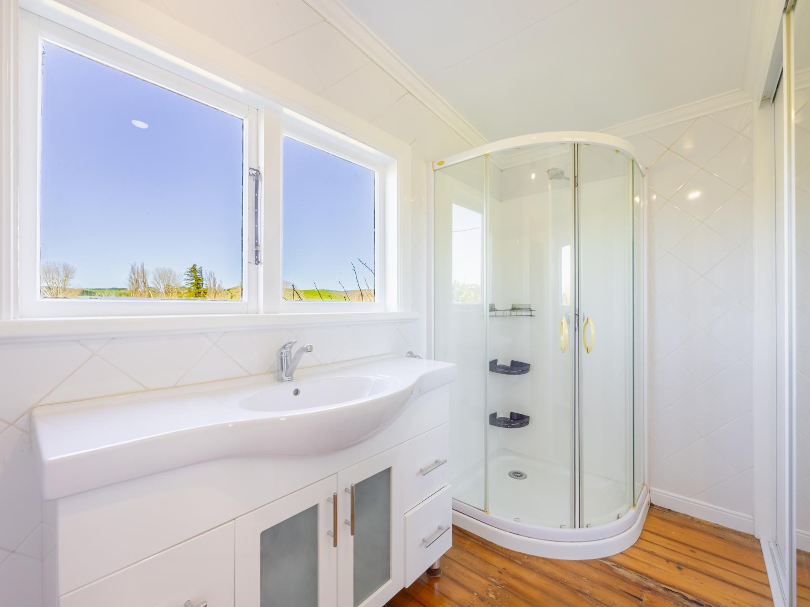 537 Lake Station Road, Flemington