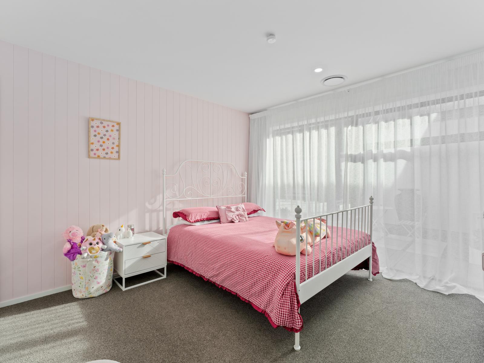 15 Franks Place, Outram