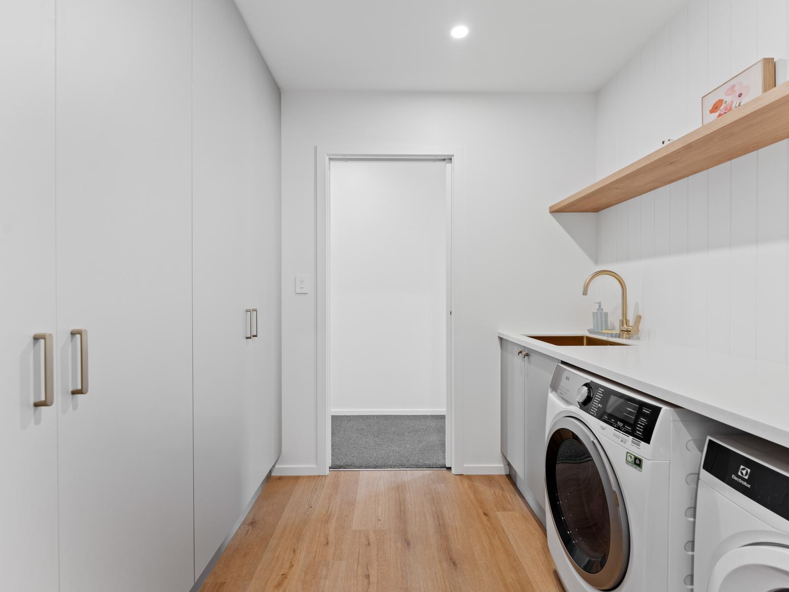 15 Franks Place, Outram