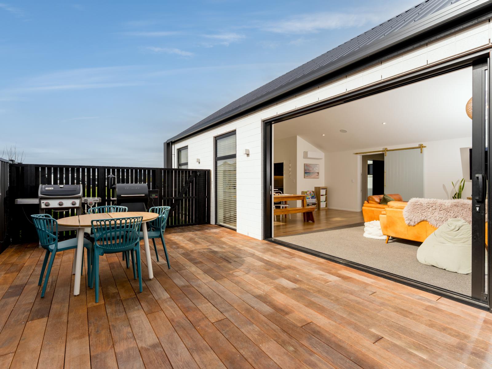 15 Franks Place, Outram