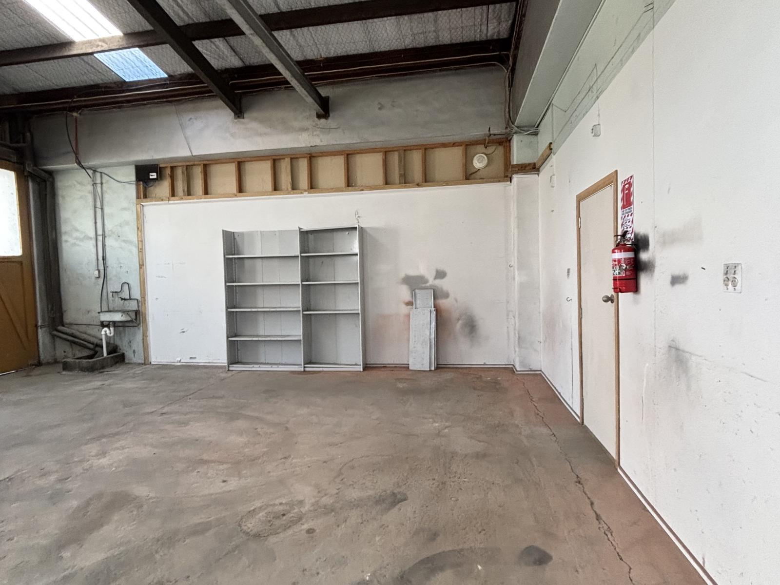 405 King Street North, Hastings
