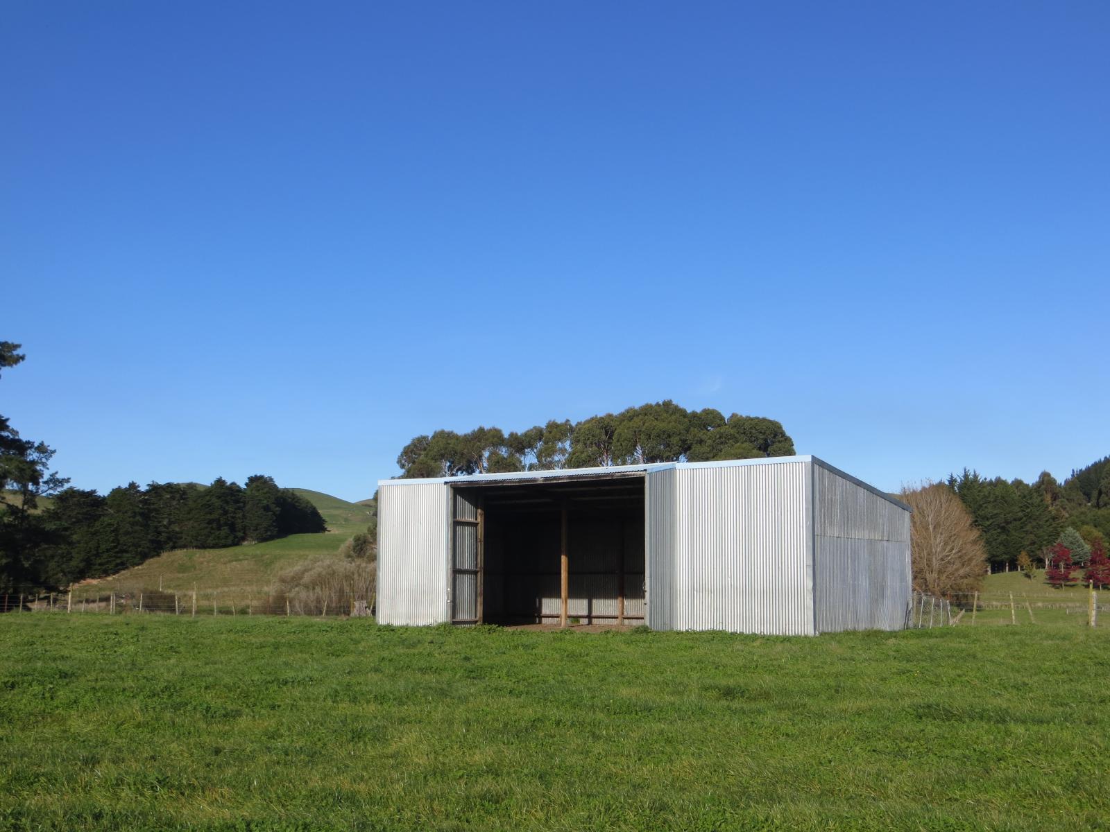 3245 State Highway 2, Takapau