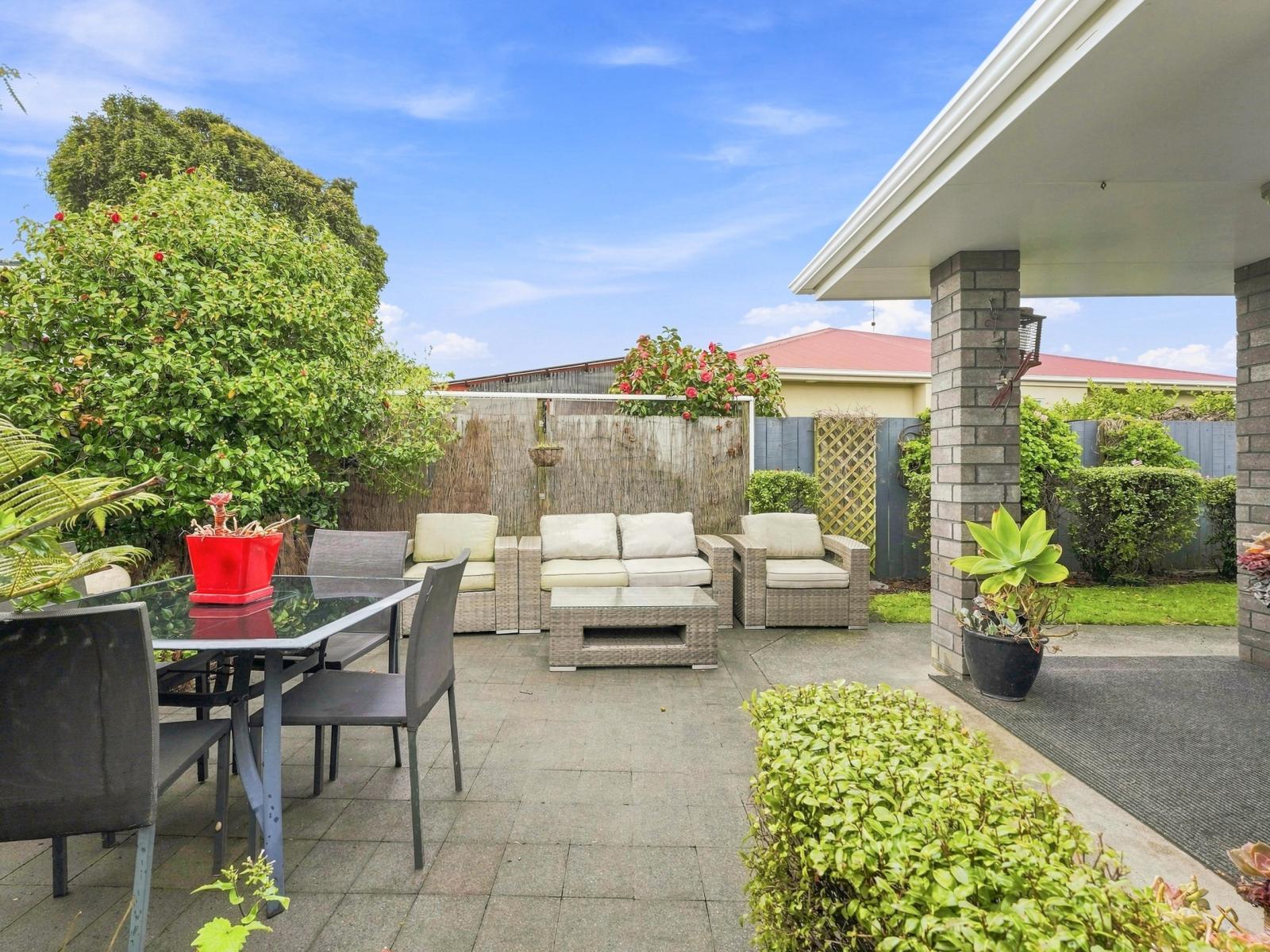 6A Waharua Place, Tawhero