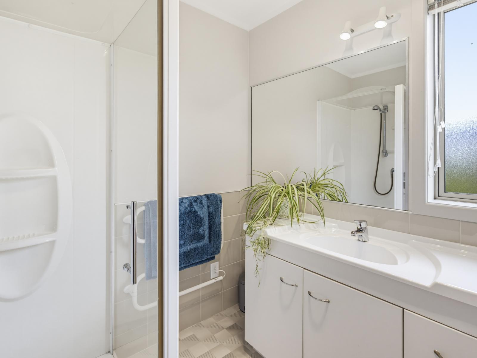 4 Corfe Castle Lane, Levin